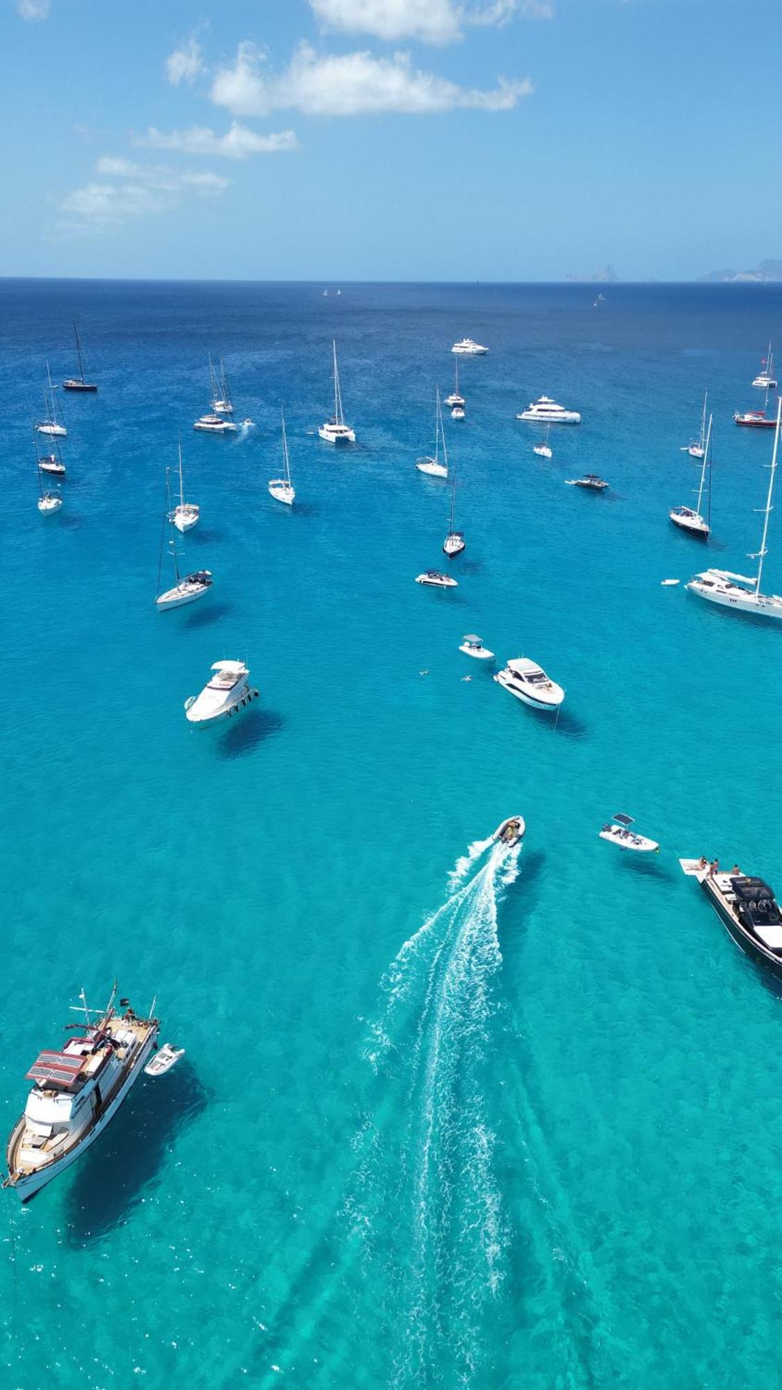 Hotel Cala Saona & Spa Exteriör bild